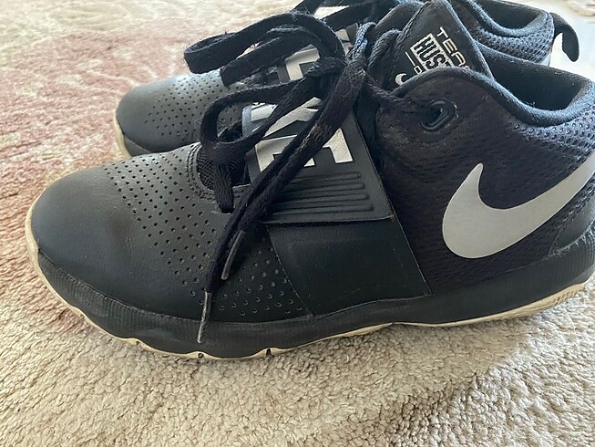 37,5 Beden siyah Renk nike spor ayakkabı