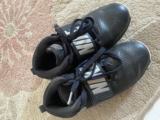nike spor ayakkabı