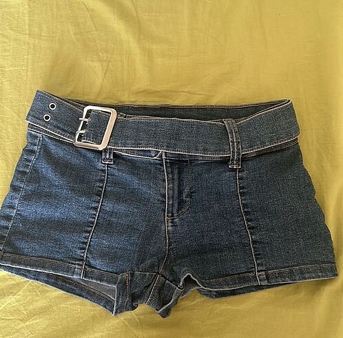 H&M Kemerli Şort