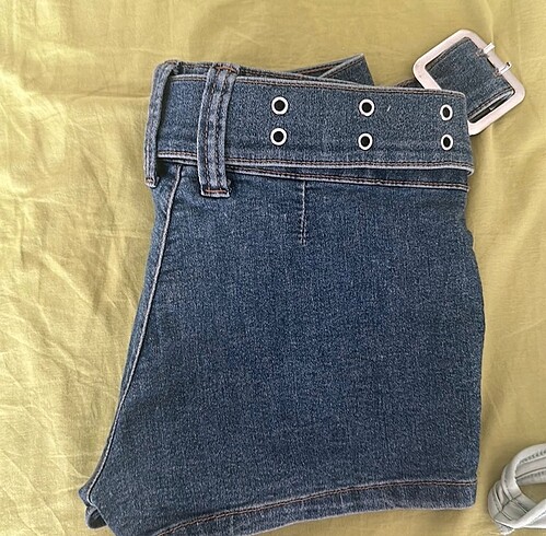 xs Beden H&M Kemerli Şort