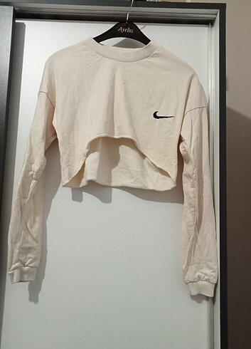 Nike Crop