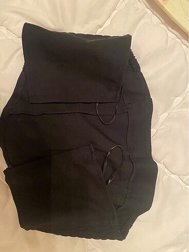 H&M siyah arkası fermuarlı