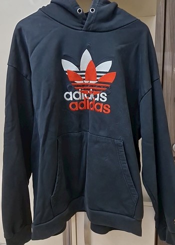AdidasKapüşonluSweatshirt Xl beden
