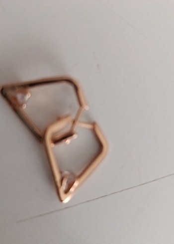  Beden altın Renk Minimalist Altın Tokalı Küpe
