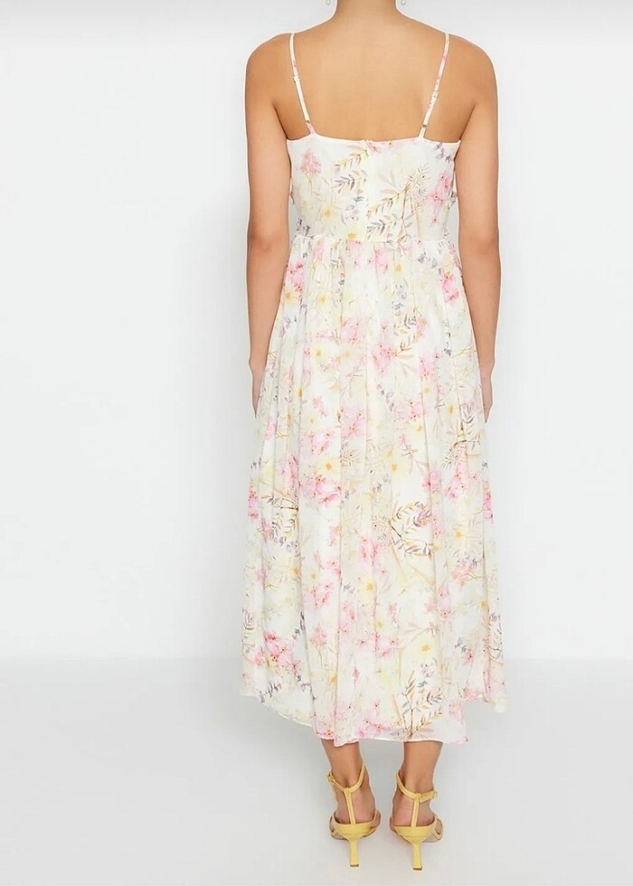Ekru çiçek desenli fırfırlı astarlı şifon maxi elbise - Görsel 5
