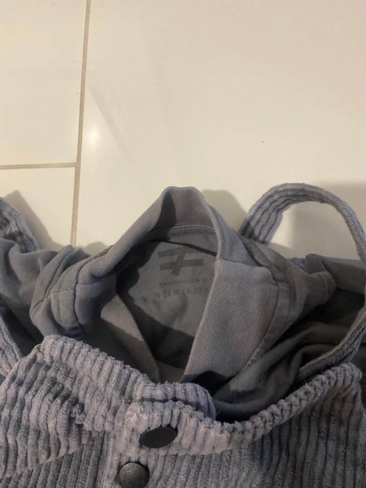 Gri Erkek Çocuk Kadife Tulum - Görsel 2