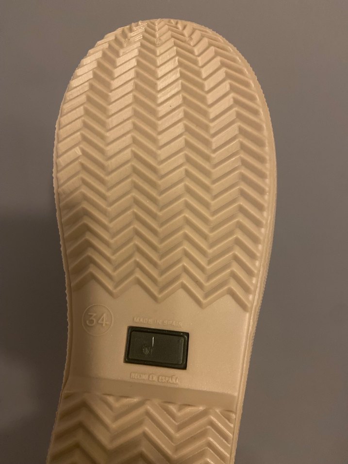 İgor erkek bot - Görsel 3