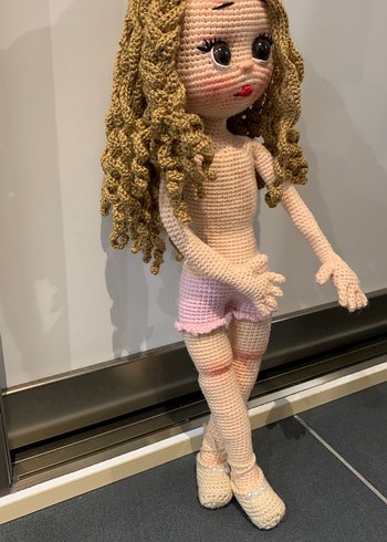 Bej Renkli Örgü Bebek - Görsel 2