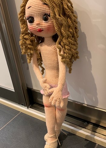 Bej Renkli Örgü Bebek - Görsel 3