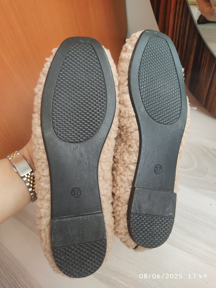 Bej Kadın Rahat Bağcıklı Ev Terliği - Görsel 4