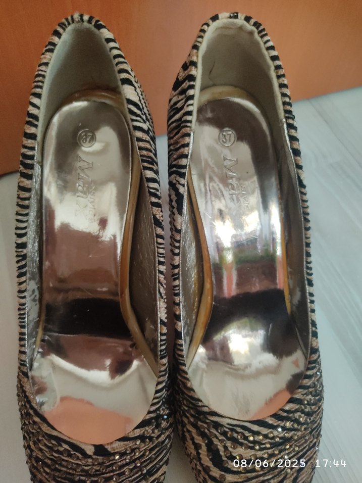 Zebra Desenli Kahverengi Stiletto Topuklu Kadın Ayakkabı - Görsel 4