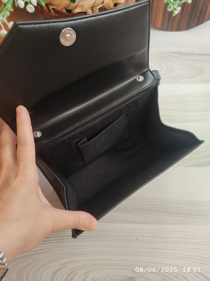 Kilitli Siyah Deri Gotik Kadın El Çantası - Görsel 3