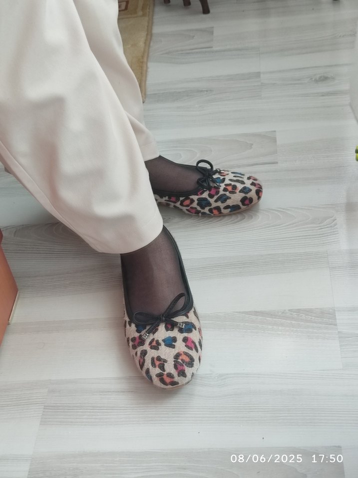 Leopar Desenli Bağcıklı Kadın Babet - Görsel 3