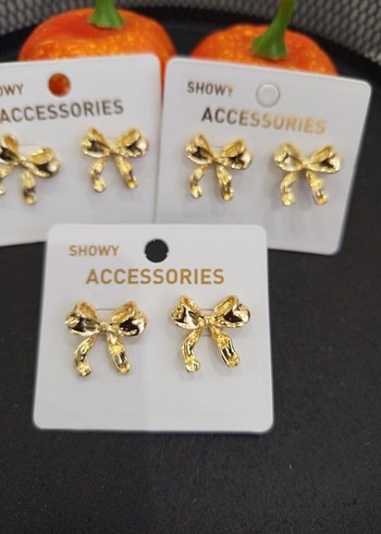 fiyonk çelik küpe - Görsel 3