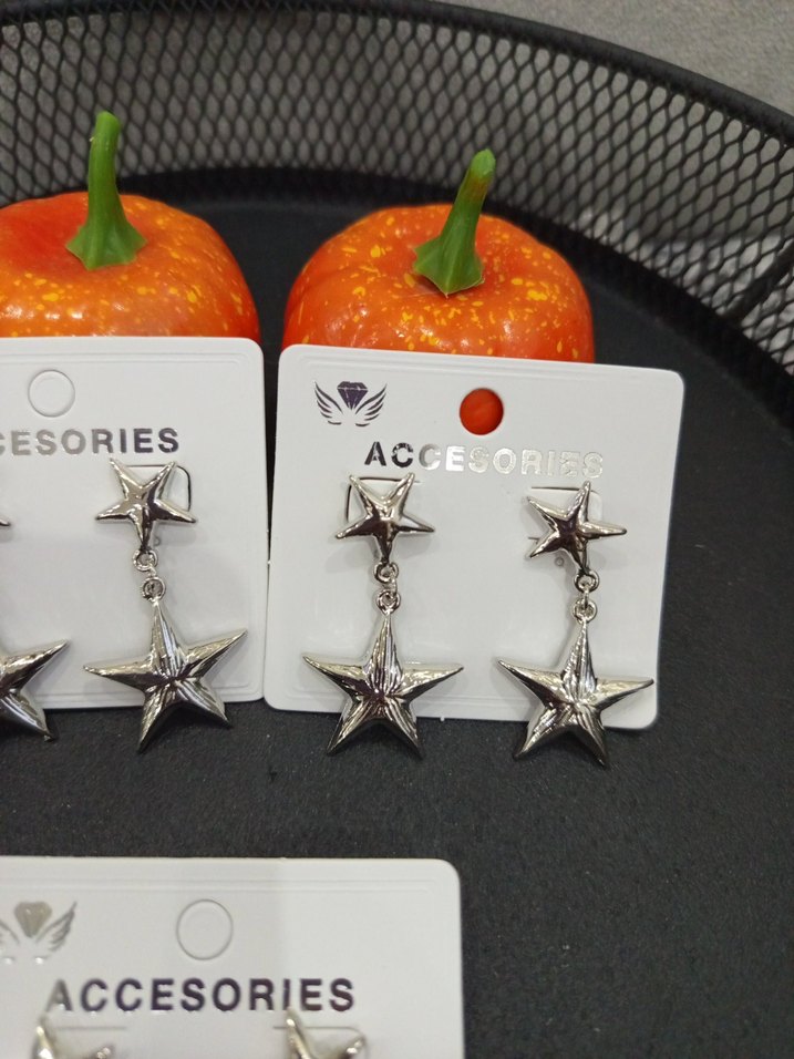Mini Yıldızlı Rock Punk Küpeler çelik - Görsel 3