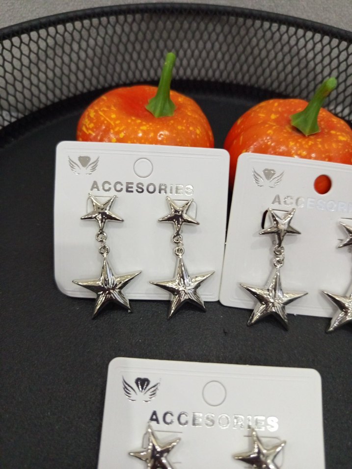 Mini Yıldızlı Rock Punk Küpeler çelik - Görsel 2