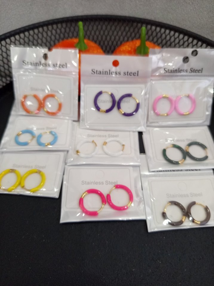 Renkli Mini Elastik Kadın Küpeler 1 adet fiyatıdır - Görsel 5