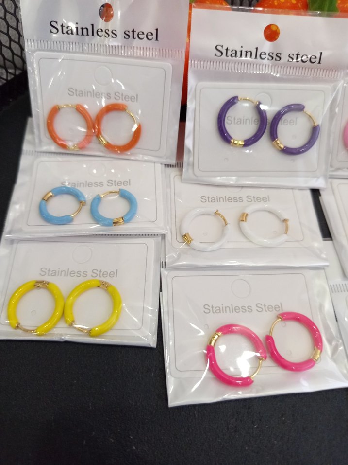 Renkli Mini Elastik Kadın Küpeler 1 adet fiyatıdır - Görsel 2