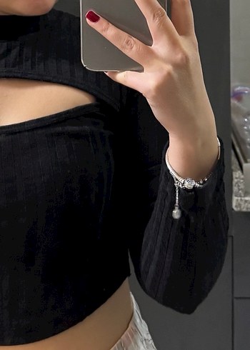 Siyah crop - Görsel 3