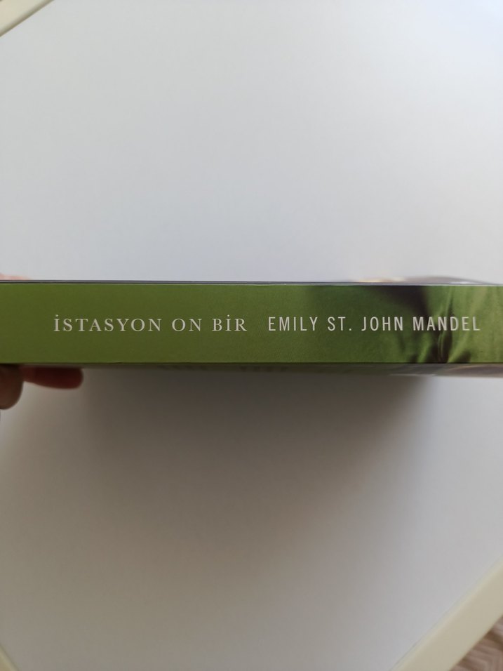 İstasyon On Bir - Emily St. John Mandel - Görsel 2