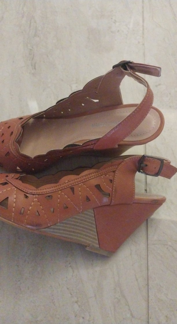 Kadın Kahverengi Deri Dolgu Topuklu Ayakkabı - Görsel 2