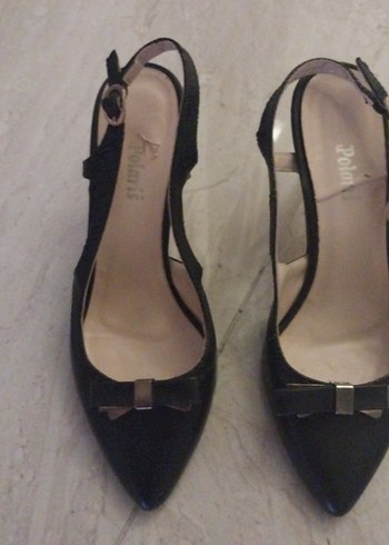 Siyah Tokalı Stiletto Topuklu Kadın Ayakkabı