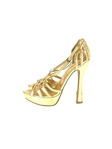 Nine West Platform %70 İndirimli.