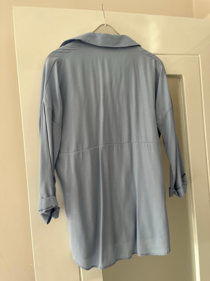 Mavi Düğmeli Uzun Kollu Kadın Gömlek - Görsel 3