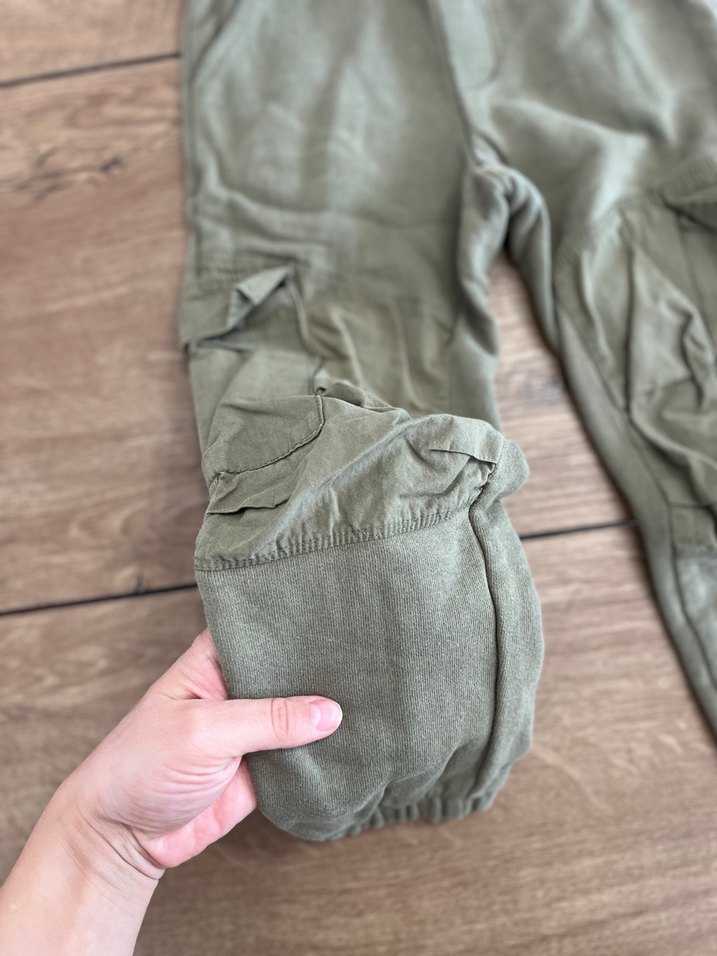 Erkek Çocuk Bol Kesim Haki Eşofman Altı - Görsel 4