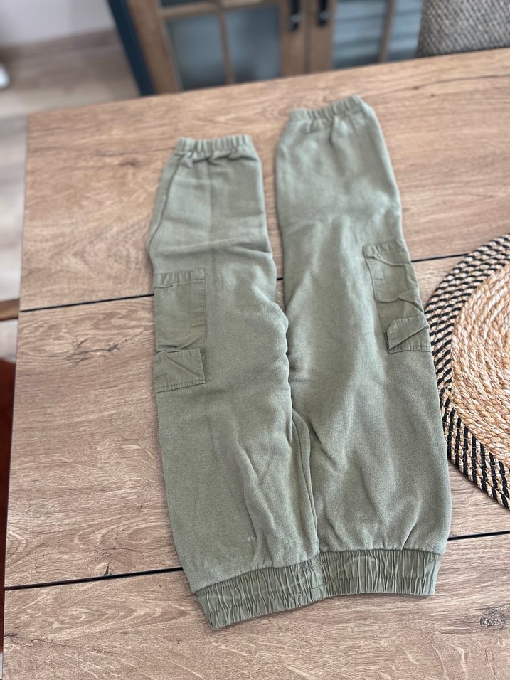 Erkek Çocuk Bol Kesim Haki Eşofman Altı - Görsel 3