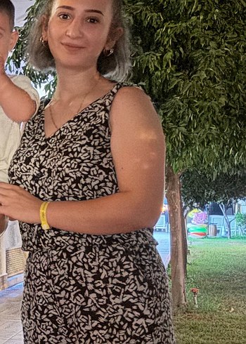 Diğer V Yaka Siyah Desenli Kadın Tulum