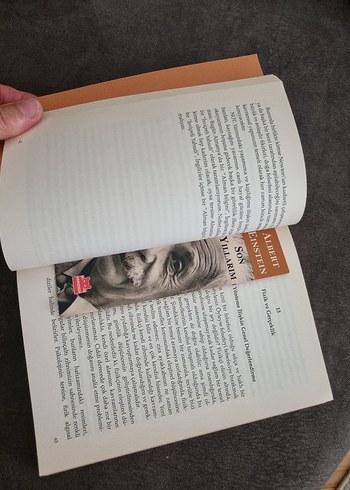 Beden Renk Albert Einstein - Son Yıllarım Biyografi Kitabı