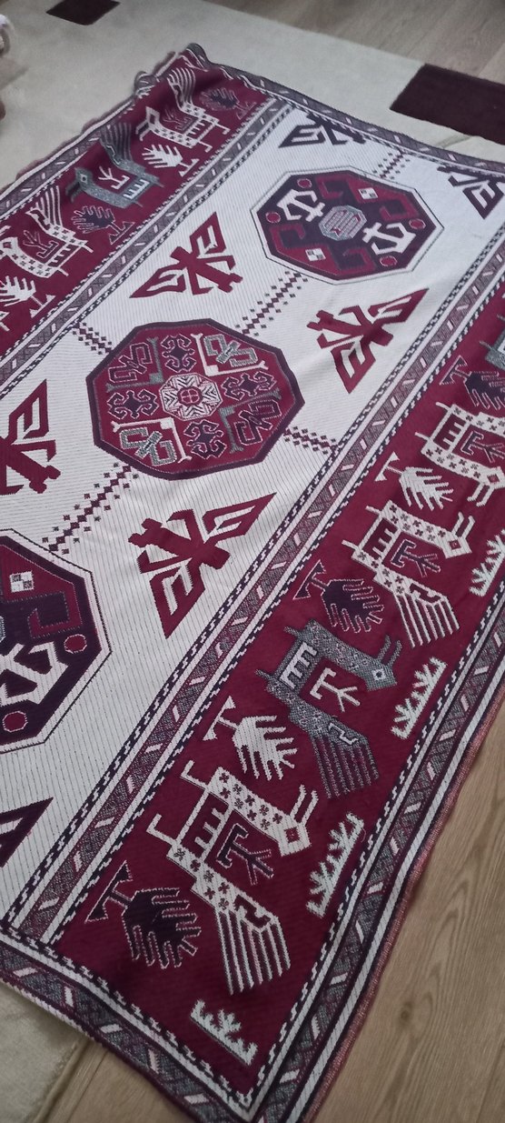 Klasik Bordo Desenli Halı örtüsü yada pike - Görsel 2