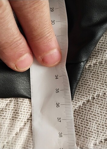 Zara deri pantolon etiketi üstünde - Görsel 6