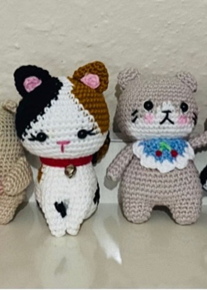 Amigurumi kalp yastıklı ayıcık anahtarlık - Görsel 2