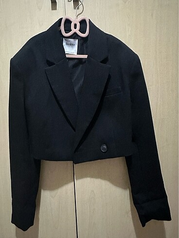 Bershka crop blazer