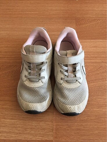 Nike kız çocuk spor ayakkabı 31