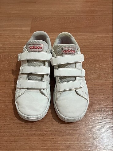 Kız çocuk spor Adidas ayakkabı