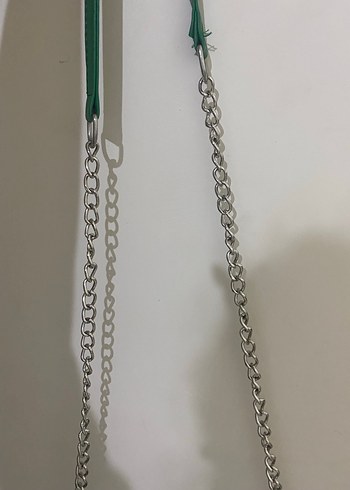 Zincir Detaylı Yeşil Deri Kadın Çanta - Görsel 4