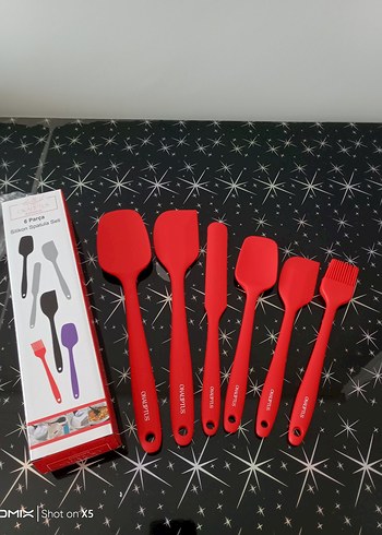 Diğer 6 Parça Kırmızı Silikon Spatula Seti