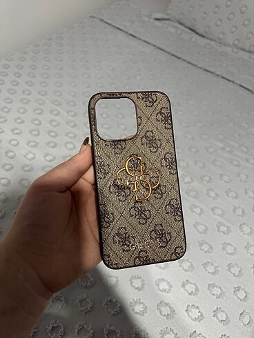 Guess 15 Pro Max kılıf