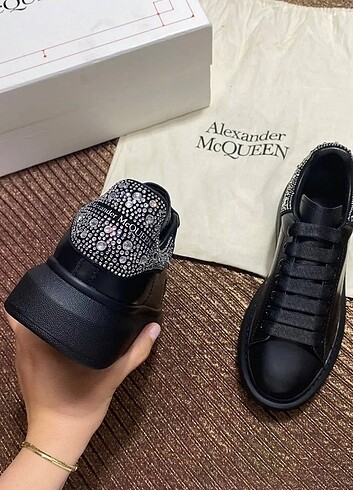 ALEXANDER MCQUEEN İTHAL BAYAN SPOR MODEL 