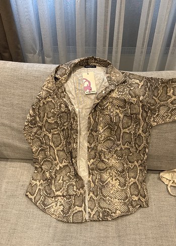 Düğmeli Yılan Desenli Kadın Ceket - Görsel 2