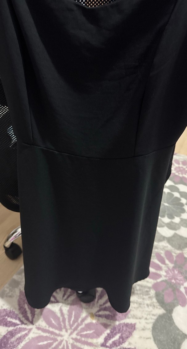 Siyah İnce Askılı Midi Elbise - Görsel 3