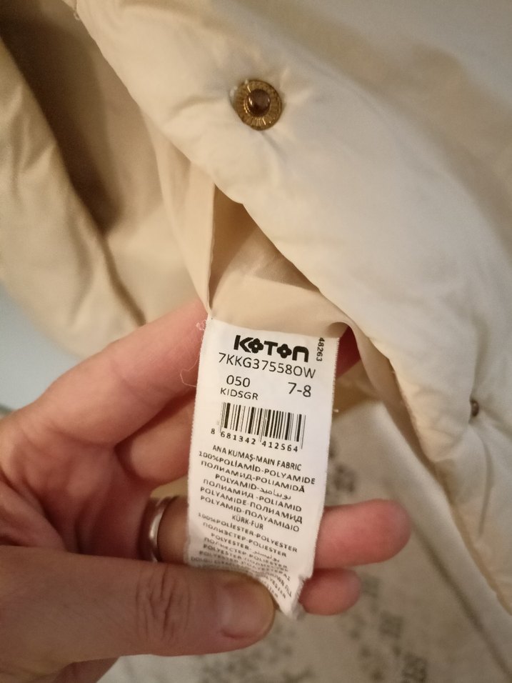 Peluş Detaylı Beyaz Kiz çocuk Yelek - Görsel 3