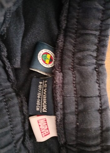 LC Waikiki 8/9 ve 9/10 yaş Fenerbahçe Şort