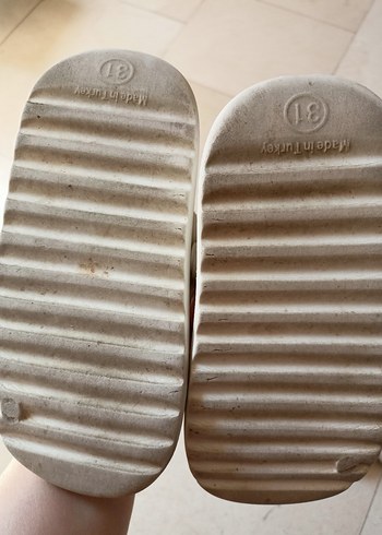31 Beden beyaz Renk Kız Çocuk Beyaz ve Bej Terlik