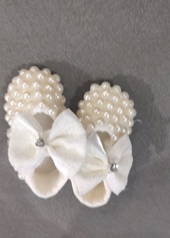 Klasik İnci Detaylı Kız Çocuk Özel Ayakkabı - Görsel 2