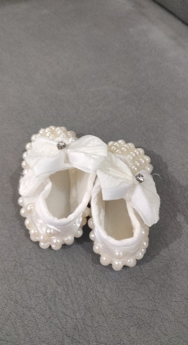 Klasik İnci Detaylı Kız Çocuk Özel Ayakkabı - Görsel 4