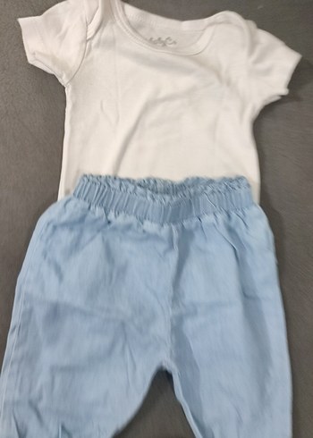 Bebek Erkek Denim Pantolonlu Beyaz Body Takımı - Görsel 4